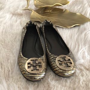 Tory Busch printed flats. Gold detailing